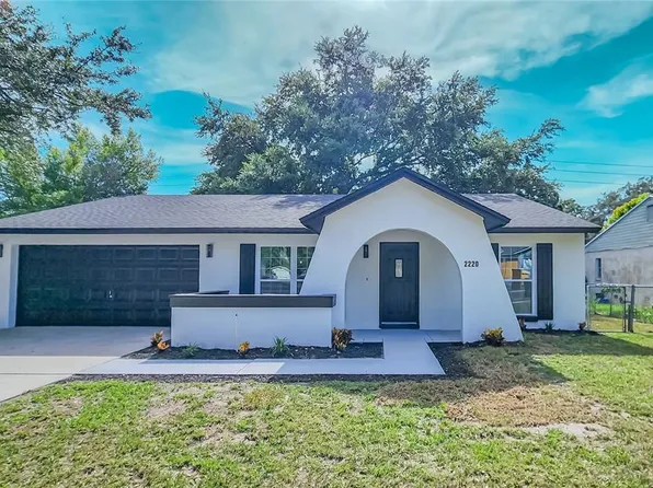 2220 Crystal Grove Ln, Lakeland, FL 33801
