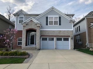28272 Wolcott Dr, Novi, MI 48377