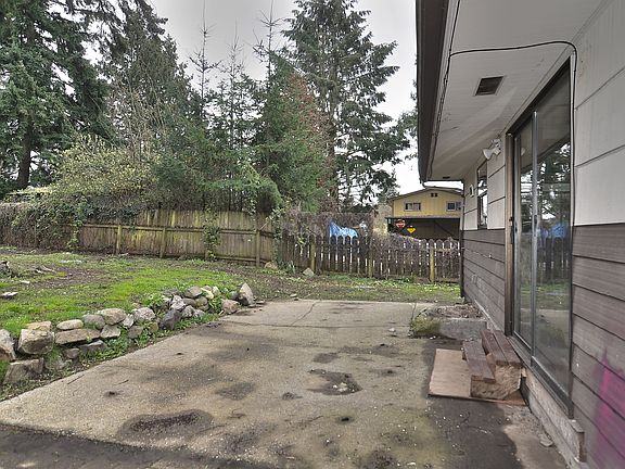5th image of 19115 48th Ave W