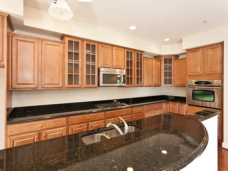 12 Chestnut Woods Dr — Photo 24