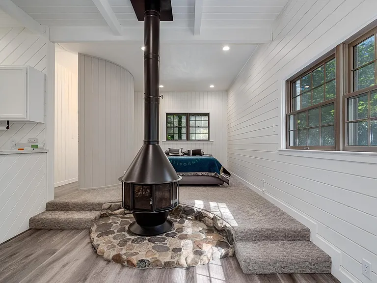 850 Conn Valley Rd — Photo 35