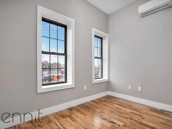 4th image of 553 E 26th St #3F