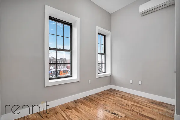 Rented by Rennit Inc. | media 11