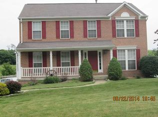 2225 Watchfield Dr, South Park, PA