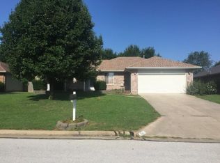 3543 S Leawood Ave, Springfield, MO 65807