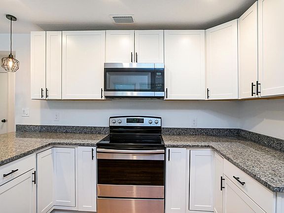 5th image of 808 Orchid Ave