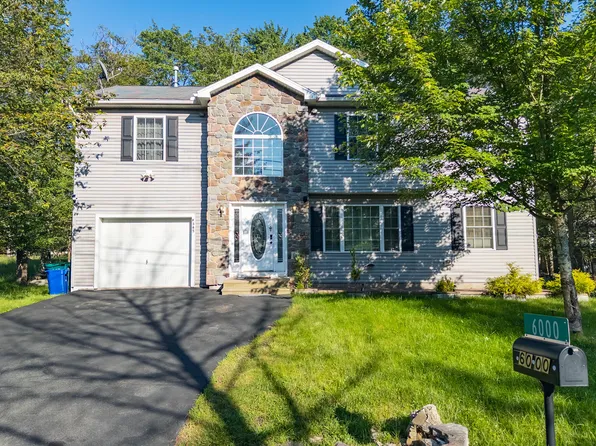 6000 Boardwalk Dr, Tobyhanna, PA 18466