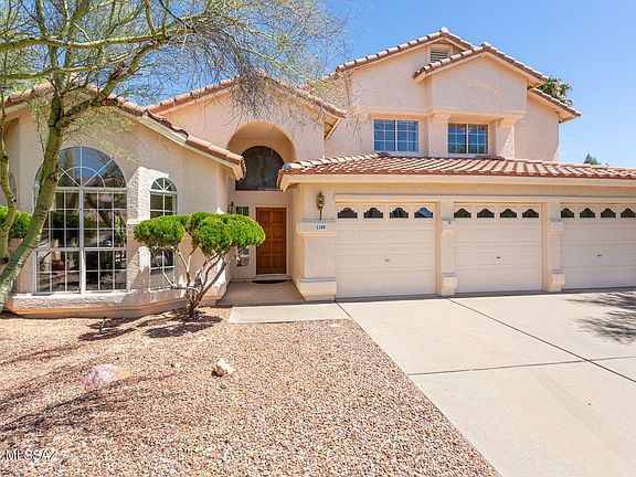 2nd image of 1380 W Copper Creek Pl