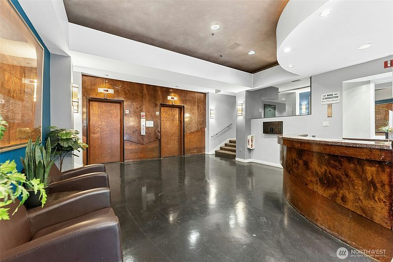 4th image of 1400 Hubbell Place #PH112