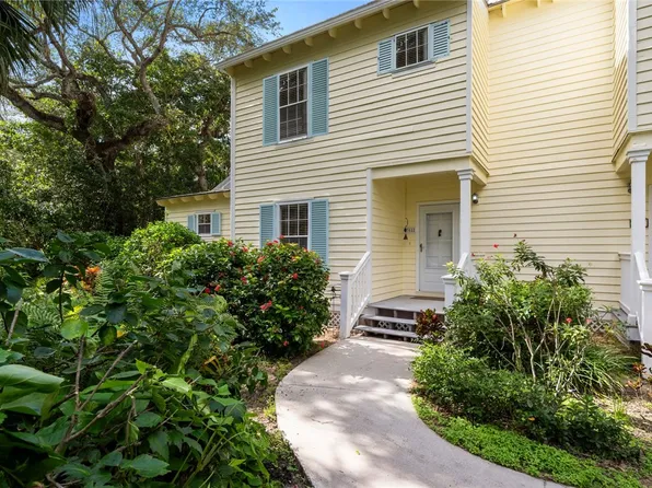 1500 Fern Ct APT 308, Vero Beach, FL 32963