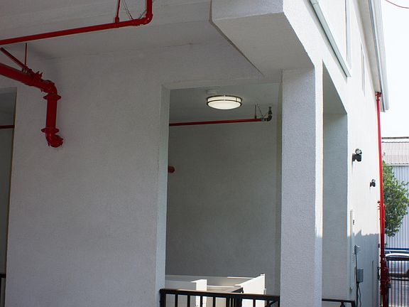 4th image of 5205-5207 Alhambra Ave