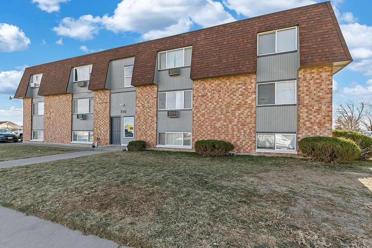 Building Photo - 730 Mather St