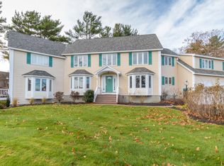 99 Beach Hill Rd, New Castle, NH 03854
