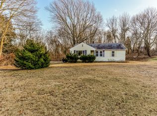 1490 Ten Rod Rd, North Kingstown, RI 02852