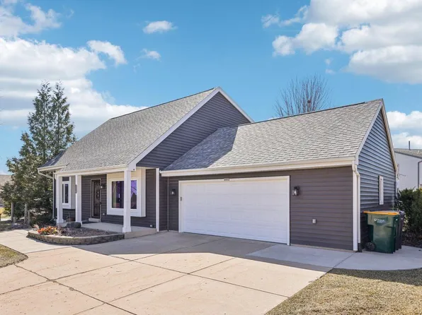 8603 South Melrose DRIVE, Oak Creek, WI 53154