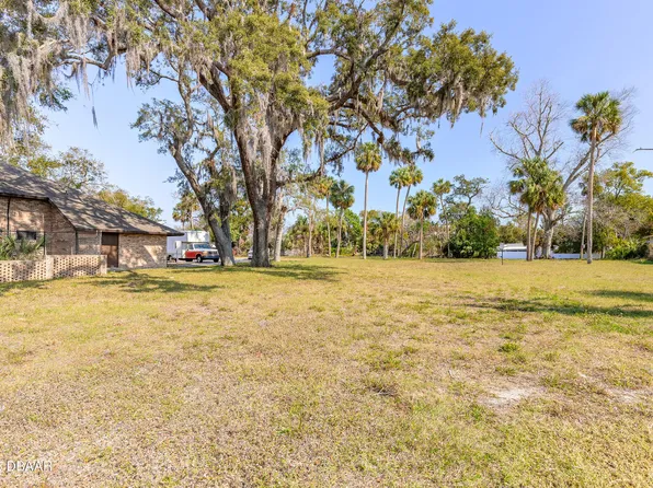 629 N Ridgewood Ave, Daytona Beach, FL 32114