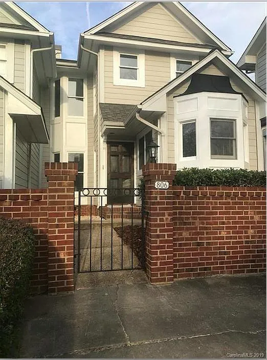 806 Greenleaf Ave