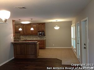 5th image of 205 Tipperary Ln