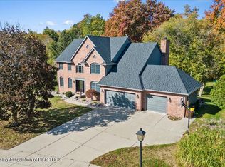 214 Brookstone Cir, Dewitt, MI 48820