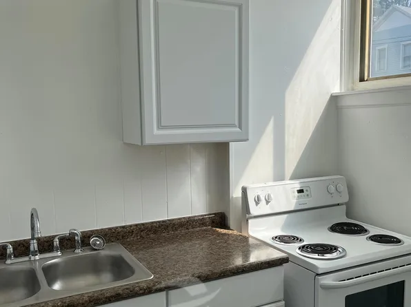 505 Troy St #1, Dayton, OH 45404