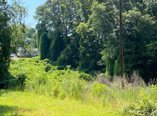 Cummings St, Laurens, SC 29360