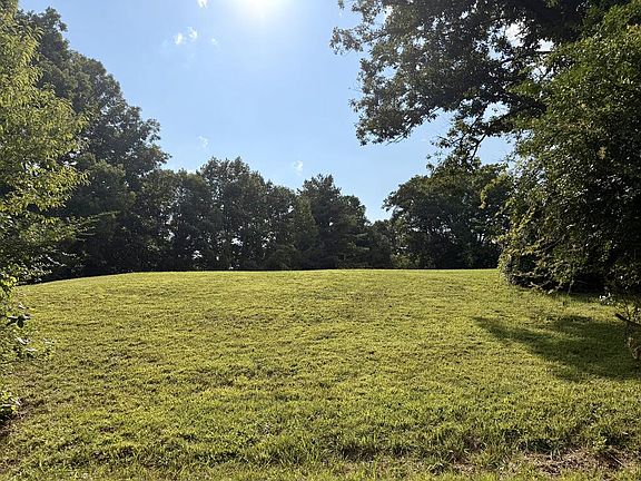 2nd image of 281 Old Vfw Rd