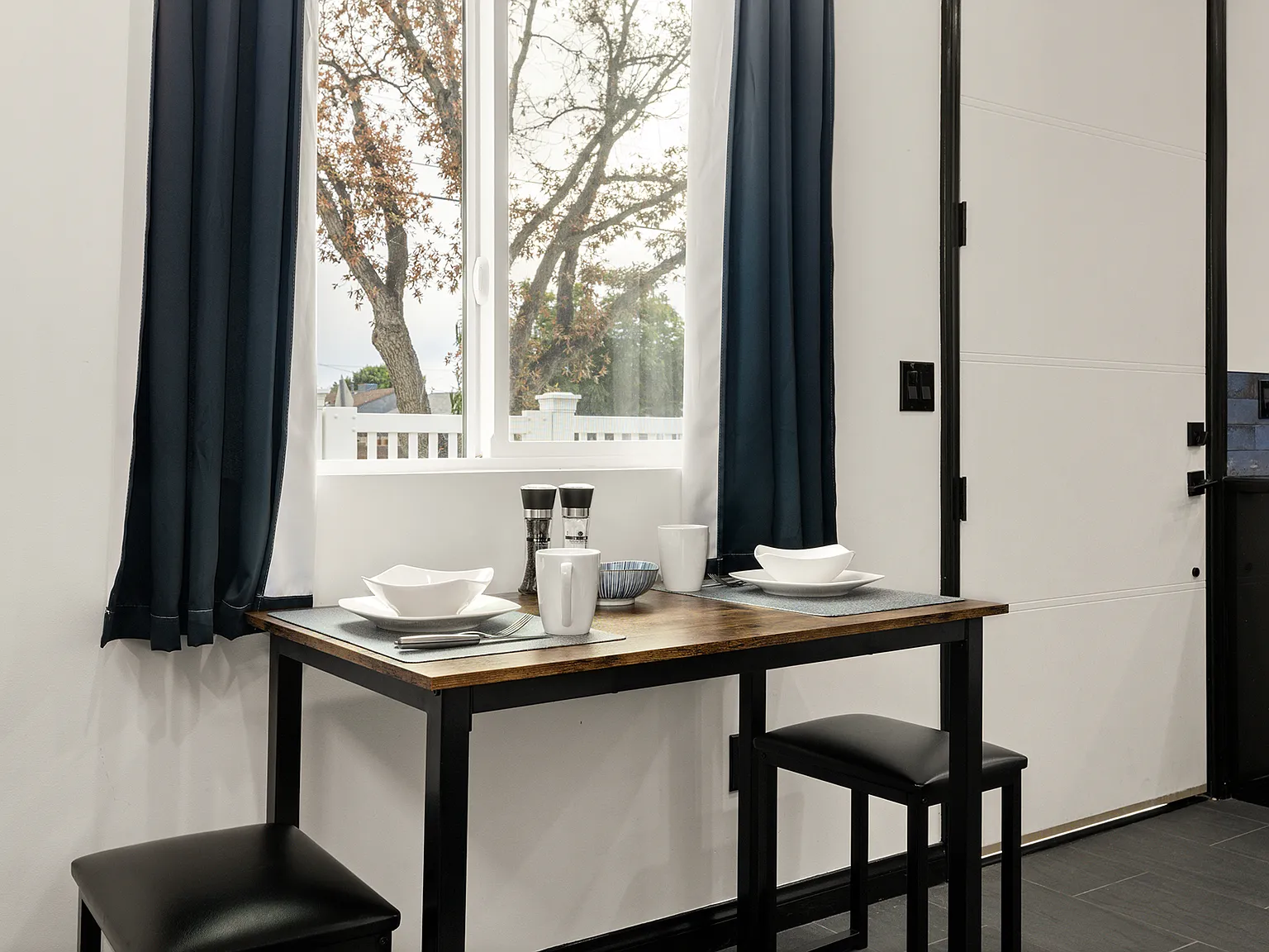 1 bed, 499 sqft, $3,500 — Photo 3
