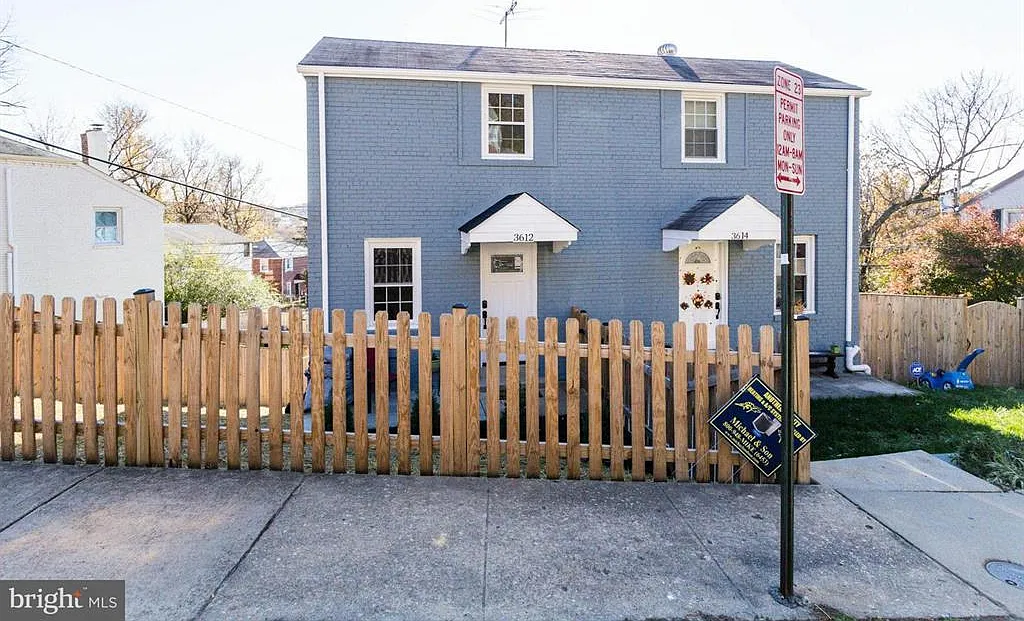 3 bed, 1326 sqft, $3,500 — Photo 1