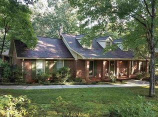 158 Hayes Cir, Rex, GA 30273