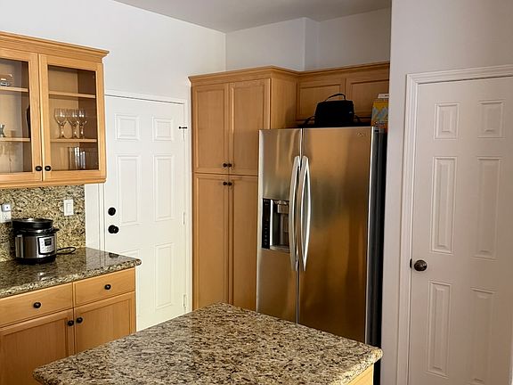 5th image of 6855 Sperryville Ln