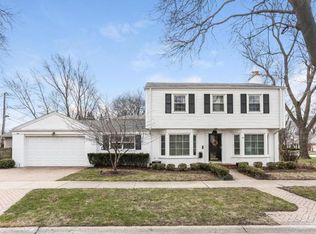 746 Ottawa Ave, Park Ridge, IL 60068