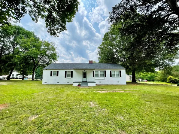 1134 Old Thompson Ave, Lancaster, SC 29720