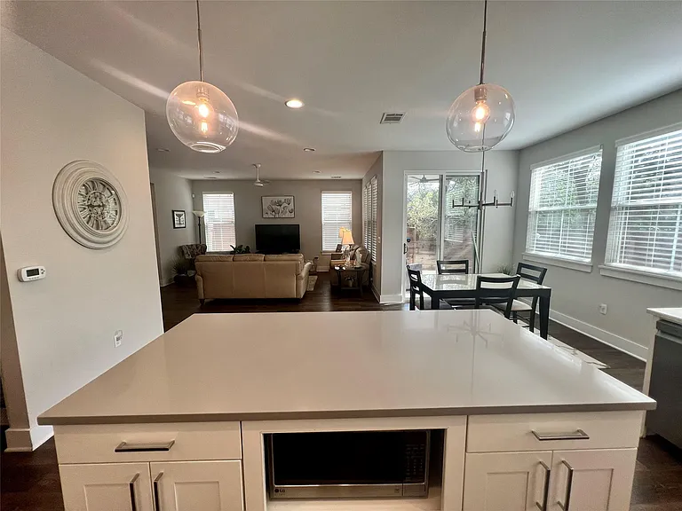 6515 Davis Ln #2 — Photo 9