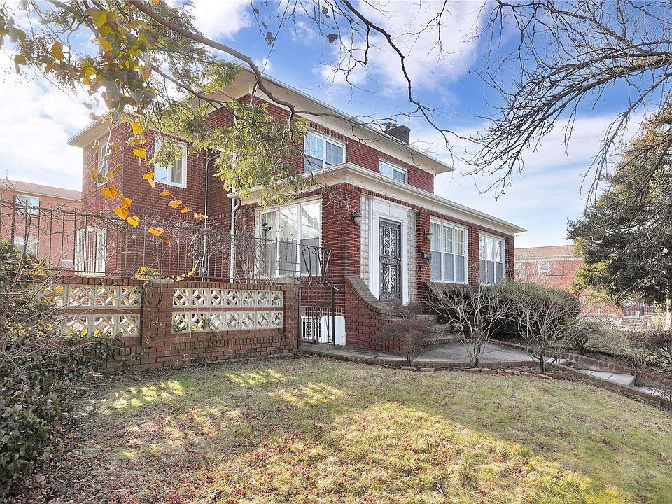 1st image of 108-02 Ditmars Boulevard