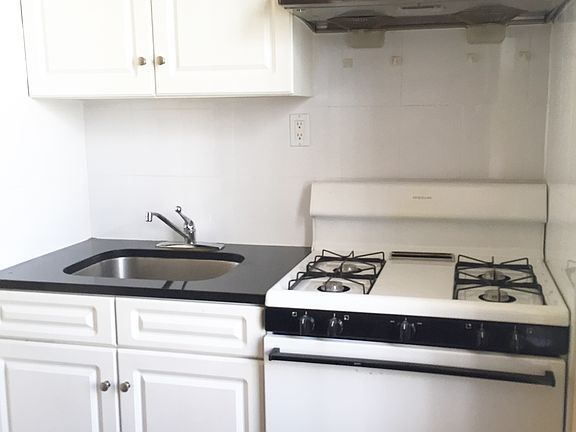 4th image of 396 3rd Ave APT 5N