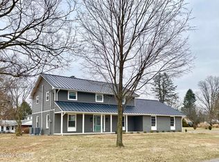 2002 Smoketown Rd, Lewisburg, PA 17837