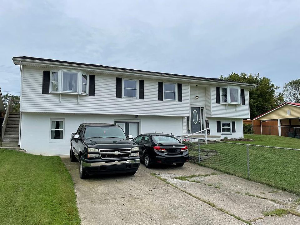 1st image of 90 Andrea Ave