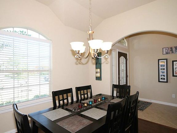 3rd image of 12516 Fair Ln