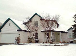 7665 Stone Hill Ct, Maumee, OH