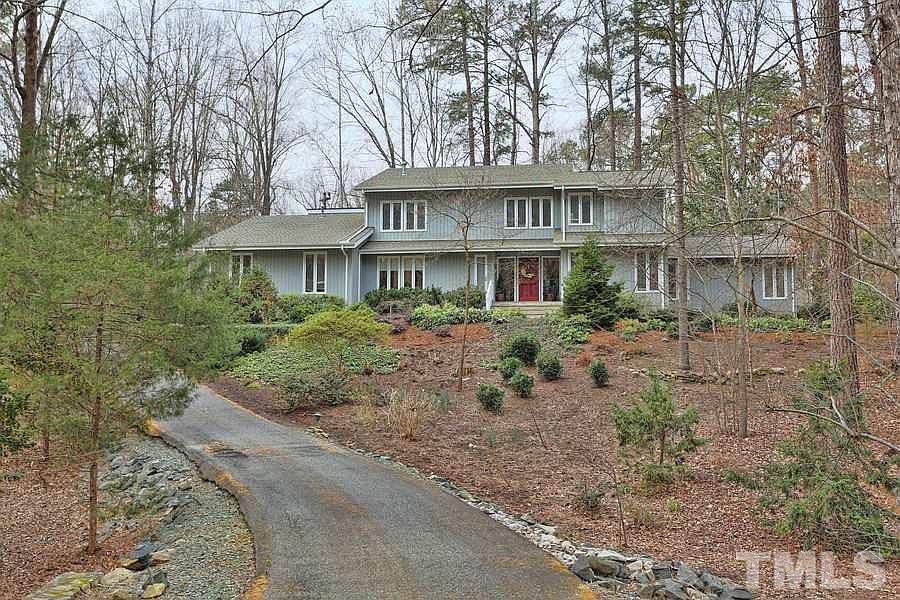 1st image of 217 Huntington Dr