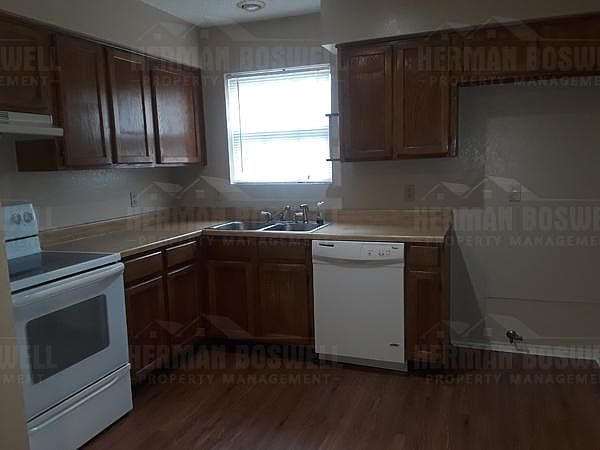 1st image of 10129 Lone Eagle Dr