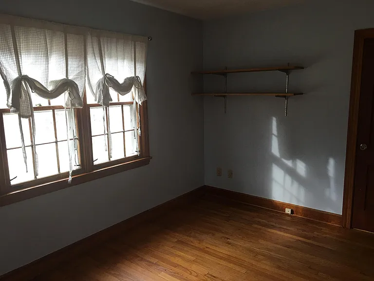 bedroom windows facing front of house