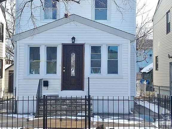 3rd image of 144-08 119th Avenue