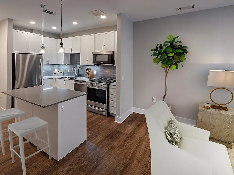 Avalon Teaneck