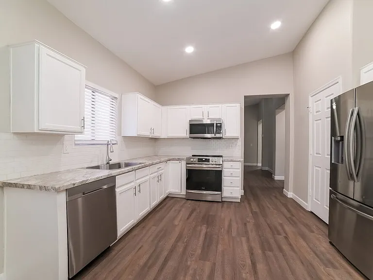 947 S Tucana Ln — Photo 7