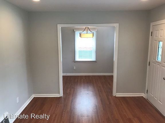 5th image of 3130 Coles Ave