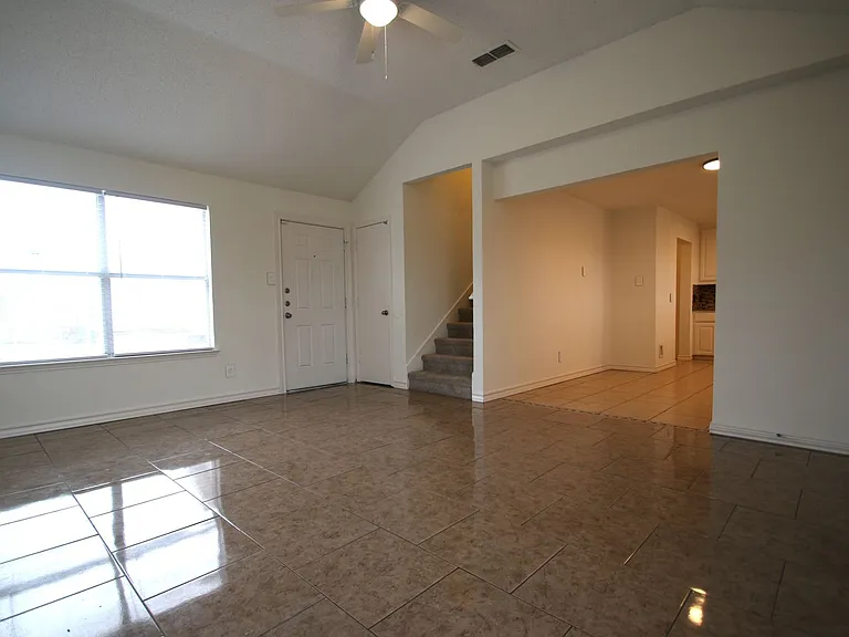 5036 Diaz Ave — Photo 5
