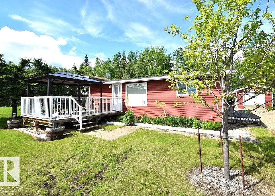1st image of 1214 Birch Cres