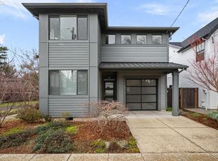 105 NE Morgan St, Portland, OR 97211