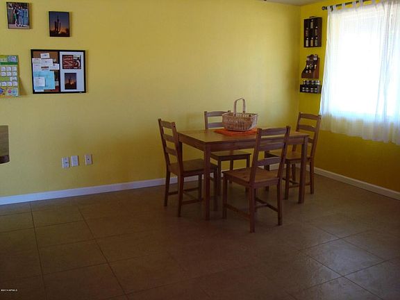 4th image of 2925 W Caribbean Ln